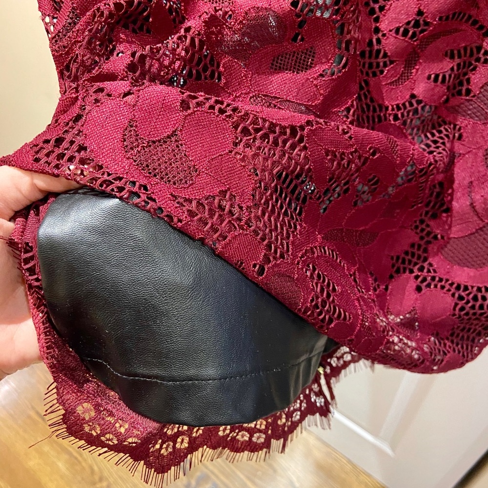 Brand New burgundy lace sleeveless dress - size L - Picture 6 of 8